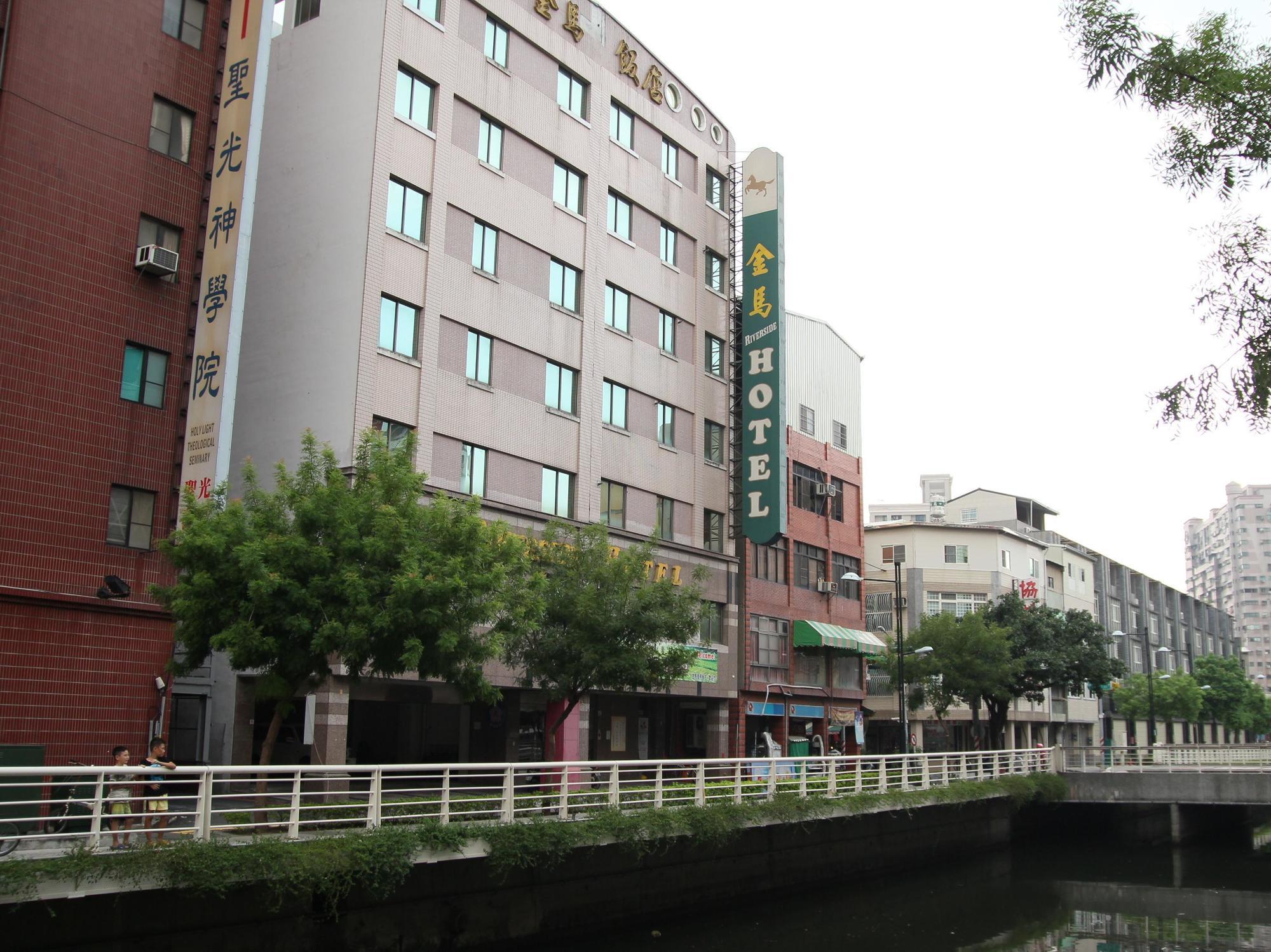 Riverside Hotel Kaohsiung Exteriör bild